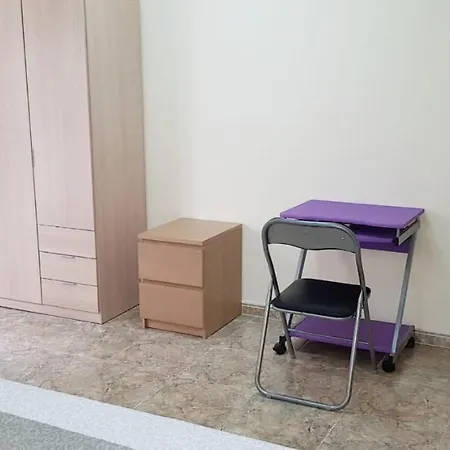 Privada Cerca De Valencia En Vivienda Compartida * بلتيرنا
